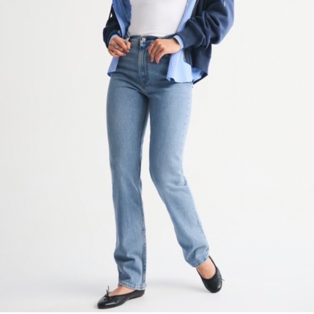 Abercrombie Vintage Stretch Straight Light Wash Distressed Denim Mom Fit 28